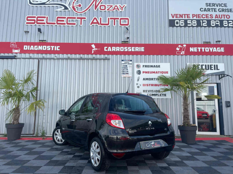 RENAULT CLIO III 2011