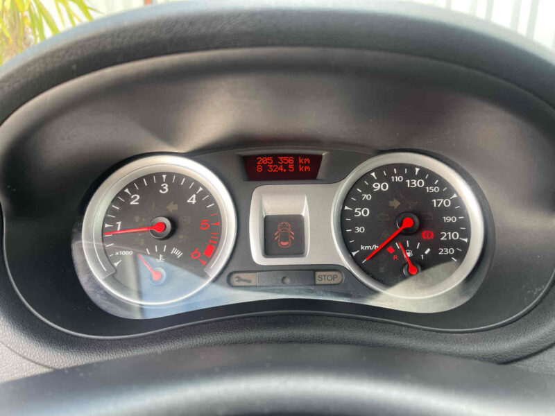 RENAULT CLIO III 2011