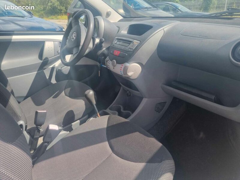 TOYOTA AYGO 2009