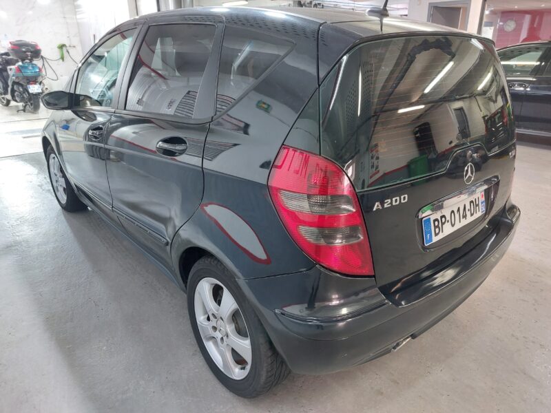 MERCEDES CLASSE A 200 BVA