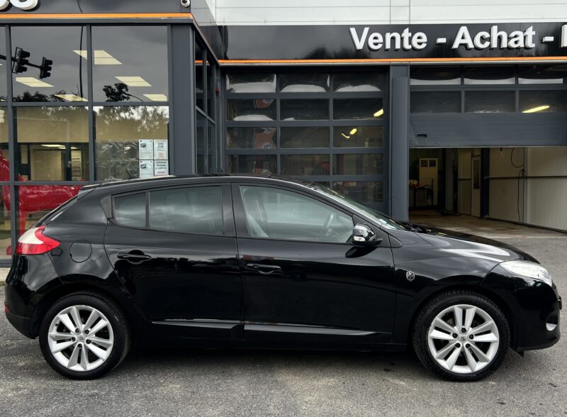 RENAULT MEGANE 3 III 1.9 DCI 130 XV DE FRANCE / GPS BLUETOOTH CLE MAIN LIBRE 5 Pts - Garantie1an