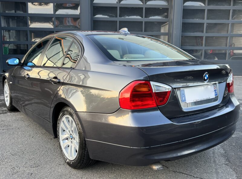 BMW SERIE 3 E90 BERLINE 318D 2.0 122 Cv Finition LUXE / 73 700 Kms CUIR GPS - Garantie1an