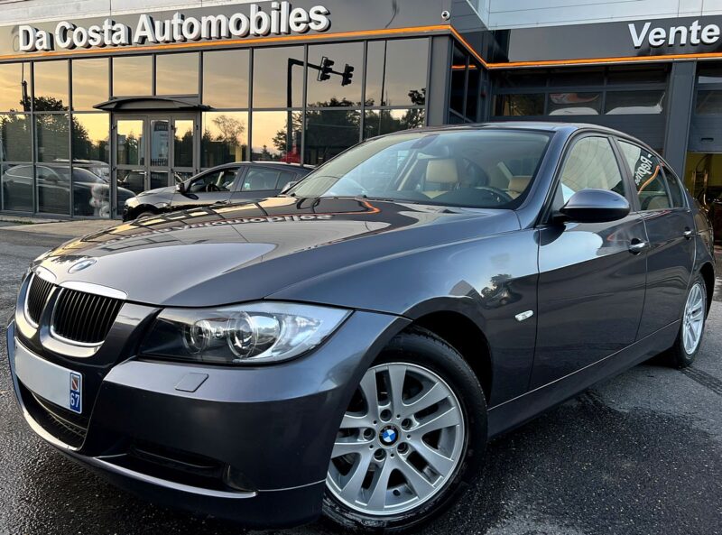 BMW SERIE 3 E90 BERLINE 318D 2.0 122 Cv Finition LUXE / 73 700 Kms CUIR GPS - Garantie1an