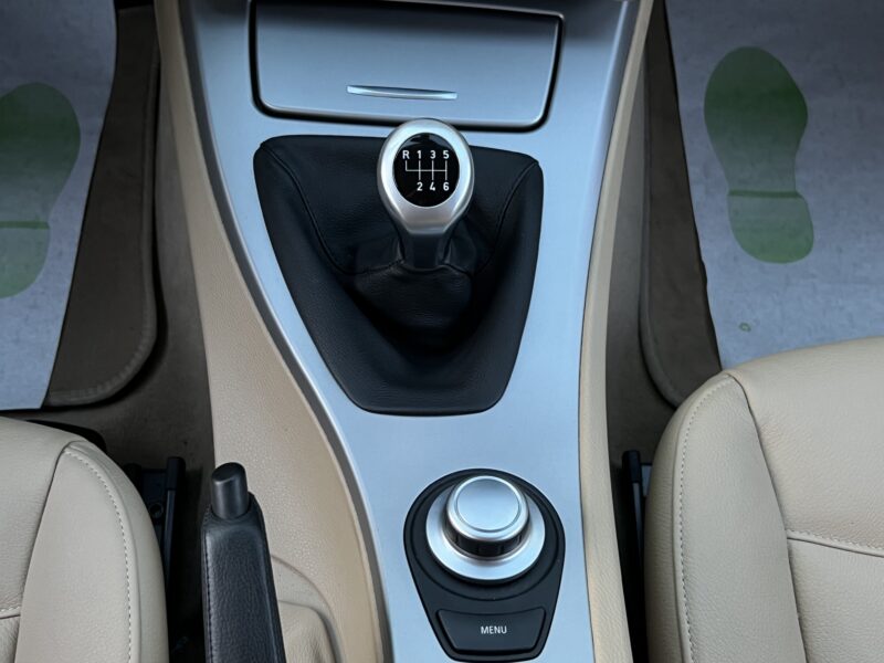 BMW SERIE 3 E90 BERLINE 318D 2.0 122 Cv Finition LUXE / 73 700 Kms CUIR GPS - Garantie1an