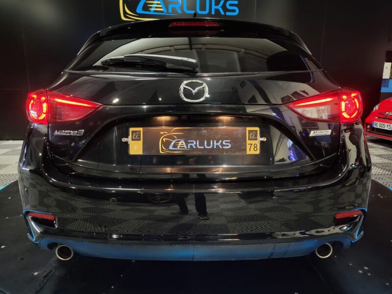 MAZDA 3 2.0 SKYACTIV-G 120cv Dynamique BVA // CAMEA DE RECUL/SIEGES CHAUFFANTS/SONO BOSE/VOLANT CHAU