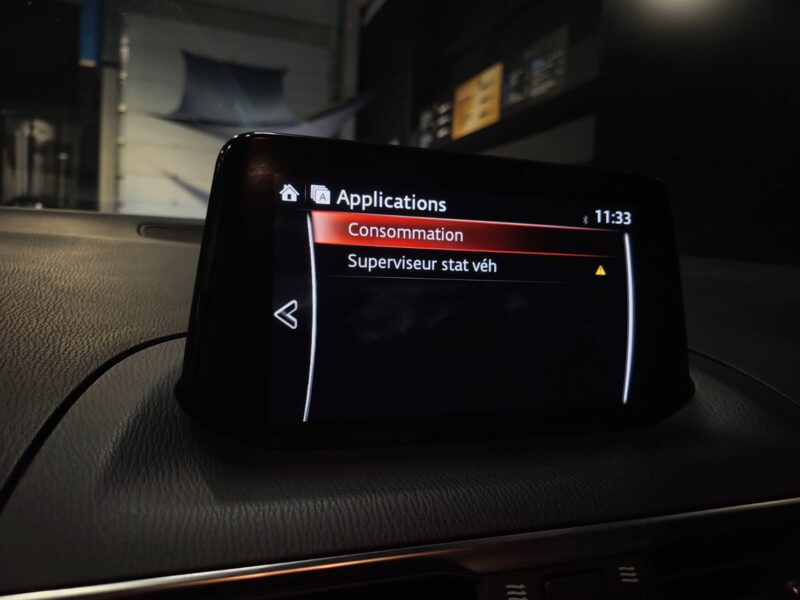 MAZDA 3 2.0 SKYACTIV-G 120cv Dynamique BVA // CAMEA DE RECUL/SIEGES CHAUFFANTS/SONO BOSE/VOLANT CHAU