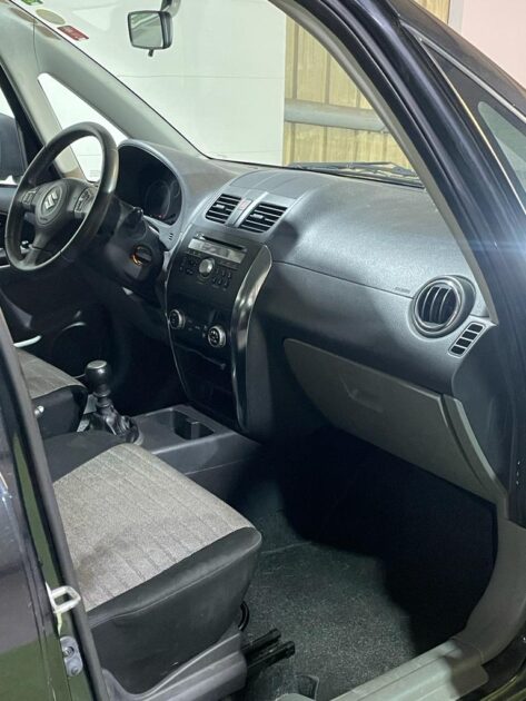 SUZUKI SX4 2011