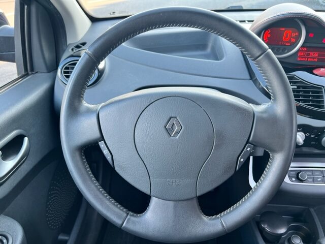 RENAULT TWINGO 1,2 DYNAMIQUE AUTOMATIQUE 2012