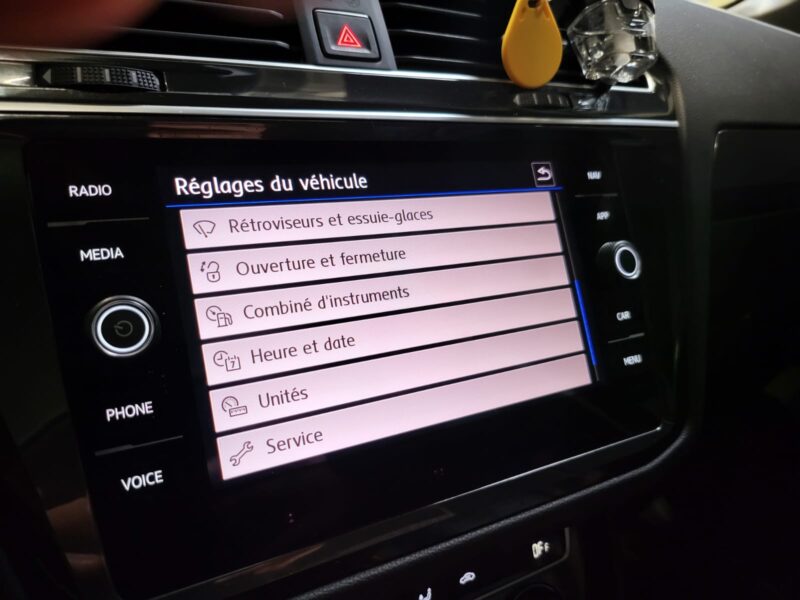 VOLKSWAGEN TIGUAN 2.0 TDI 150cv CARAT 4X4 DSG7 TOIT OUVRANT / APPLE & ANDROID / VIRTUAL COCKPIT