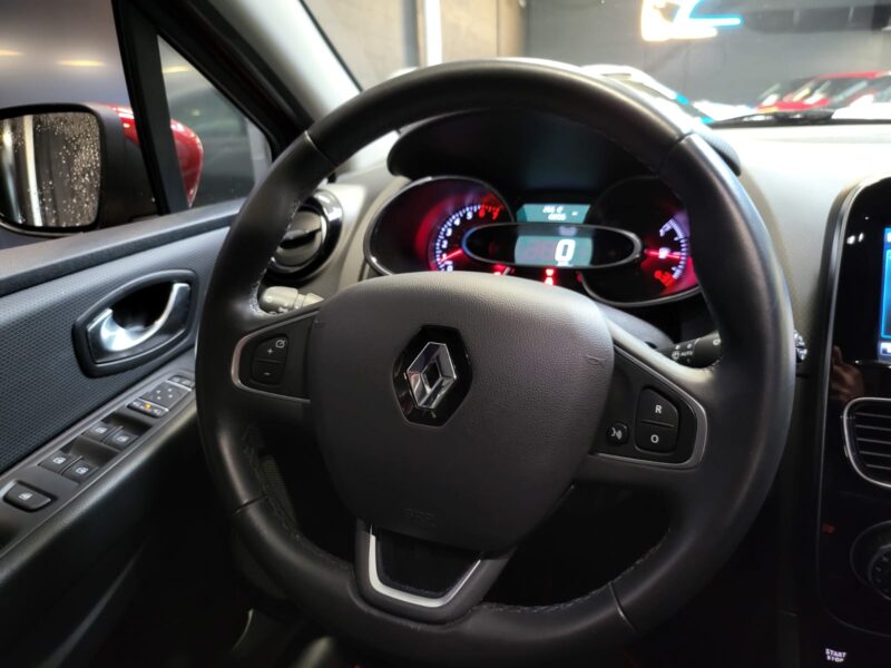RENAULT CLIO IV 1.2 tce 120cv INTENSE / CARPLAY/ ANDROID AUTO / ENTRETIEN REAULT / 1 er MAIN