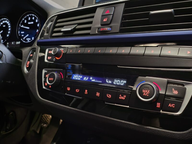 BMW SERIE 1 118 i II 136cv PACK M SPORT BVM6 BLEU ESTORIL