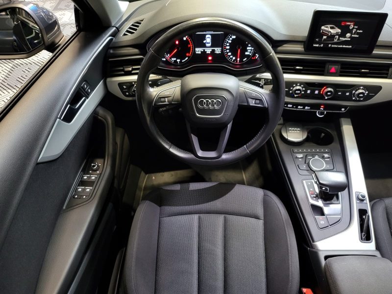 AUDI A4 1.4 TFSI DSG7 150CH BUSINESS LINE / CAMERA+AUDI PRESENS+XENON