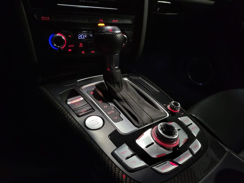 AUDI RS4 AVANT B8 4.2 450cv QUATTRO BREAK RS 4 TOIT OUVRANT / PACK CARBON / FRANCAIS SUIVI COMPLET