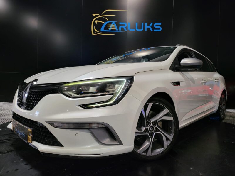 RENAULT MEGANE IV Estate 1.6 dCi 165cv GT EDC 4Control // SIEGES CHAUFFANTS/ACCES MAINS LIBRE/ATTELA