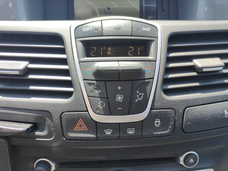 RENAULT LAGUNA III 1.5 dCi 110cv BLACK EDITION