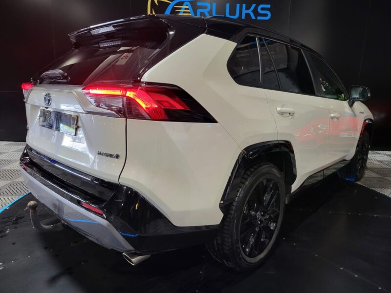 TOYOTA RAV4 Hybrid 2.5 VVT-ie 218cv Collection 2WD // COFFRE ELECTRIQUE/SIEGES CHAUFFANTS/VOLANT CHA