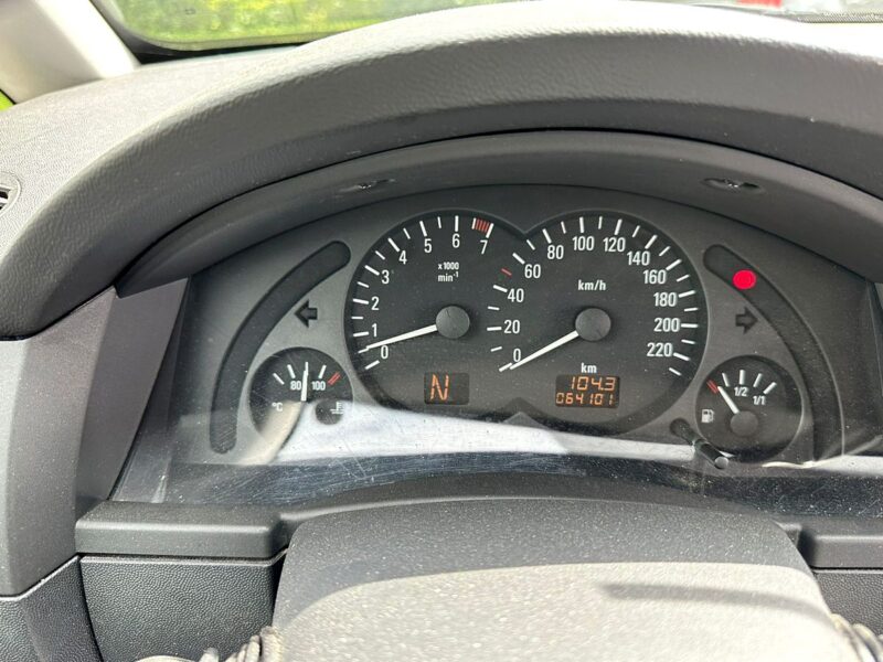 Opel Meriva 1.6 Basis 2005 - 64101 KM