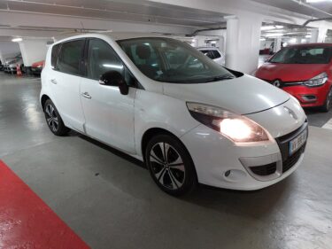 RENAULT SCENIC III 2.0 140 PRIVILEGE