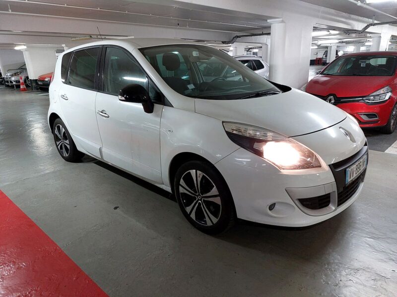 RENAULT SCENIC III 2.0 140 PRIVILEGE