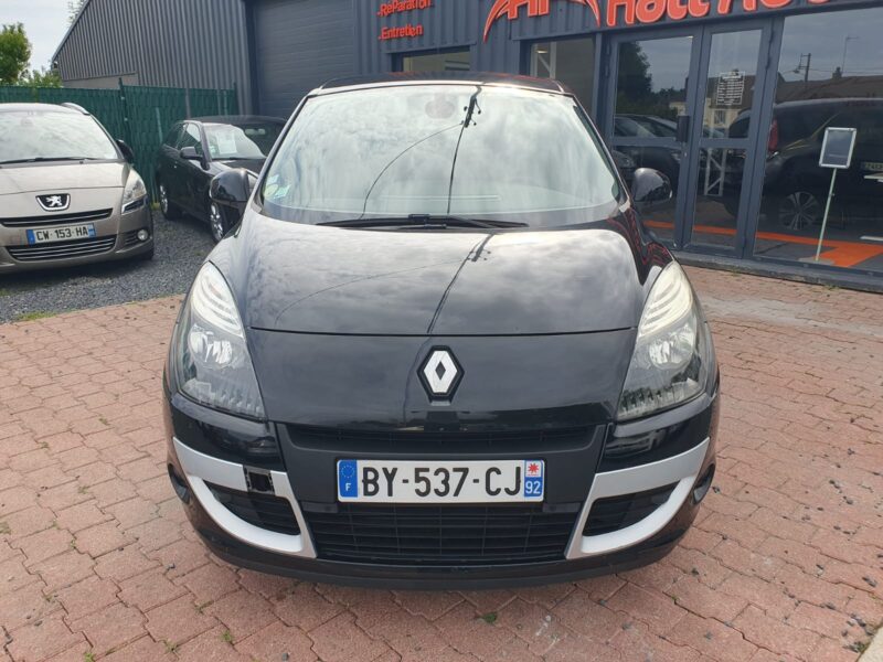 RENAULT SCÉNIC III 2011