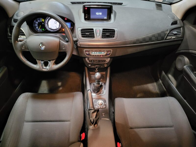 RENAULT MEGANE III 1.2 TCe 115cv Expression 85000kms // GPS TOMTOM/BLUETOOTH/REGULATEUR-LIMITEUR DE 