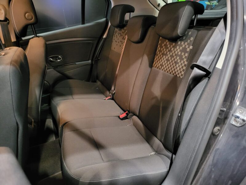 RENAULT MEGANE III 1.2 TCe 115cv Expression 85000kms // GPS TOMTOM/BLUETOOTH/REGULATEUR-LIMITEUR DE 