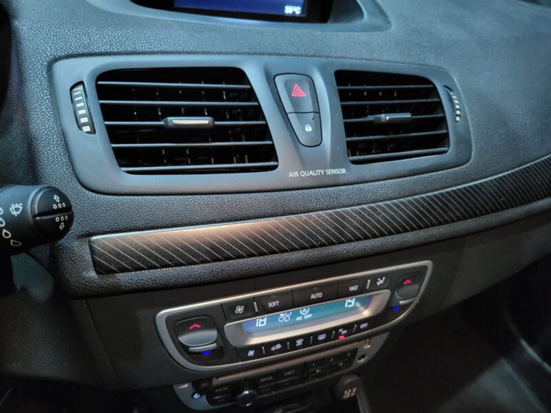 RENAULT MEGANE III 1.2 TCe 115cv Expression 85000kms // GPS TOMTOM/BLUETOOTH/REGULATEUR-LIMITEUR DE 