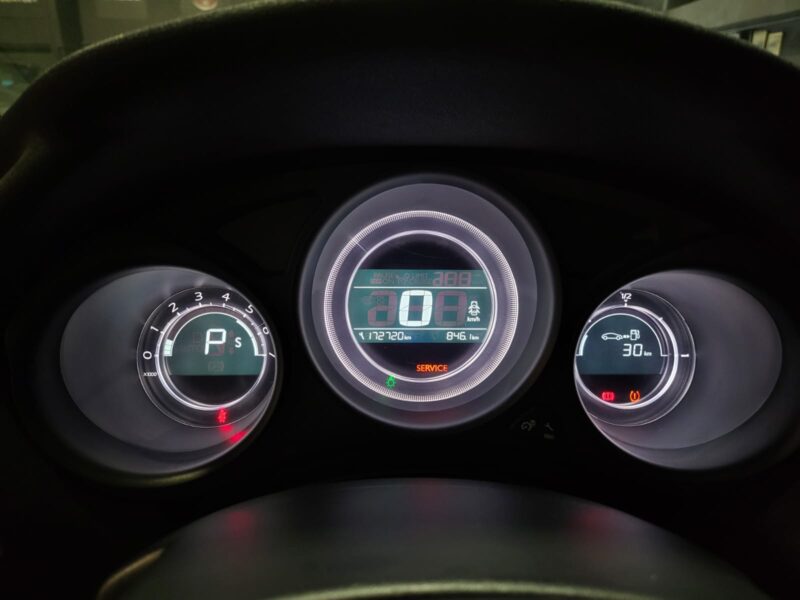 CITROEN C4 II 1.6 BlueHDi 120cv Millenium Business EAT 1ère Main // RADAR-AR/GPS/BLUETOOTH