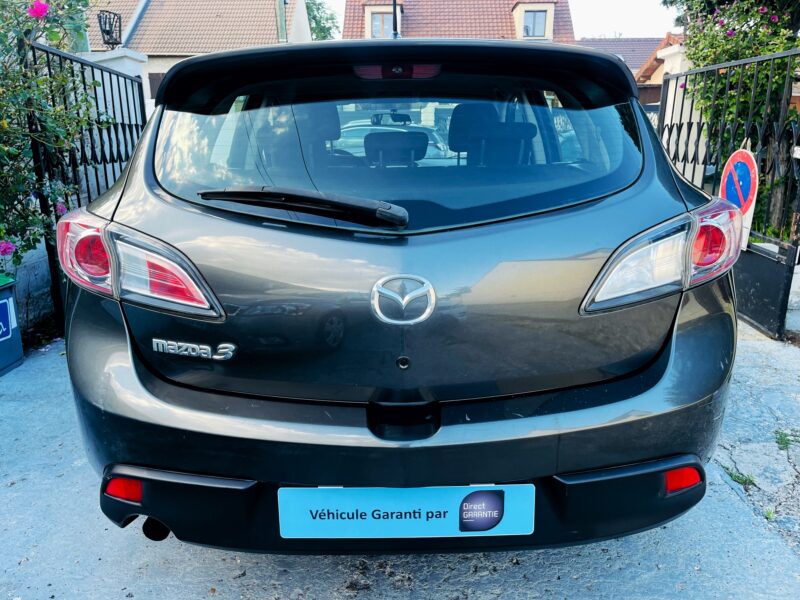 MAZDA 3 2011