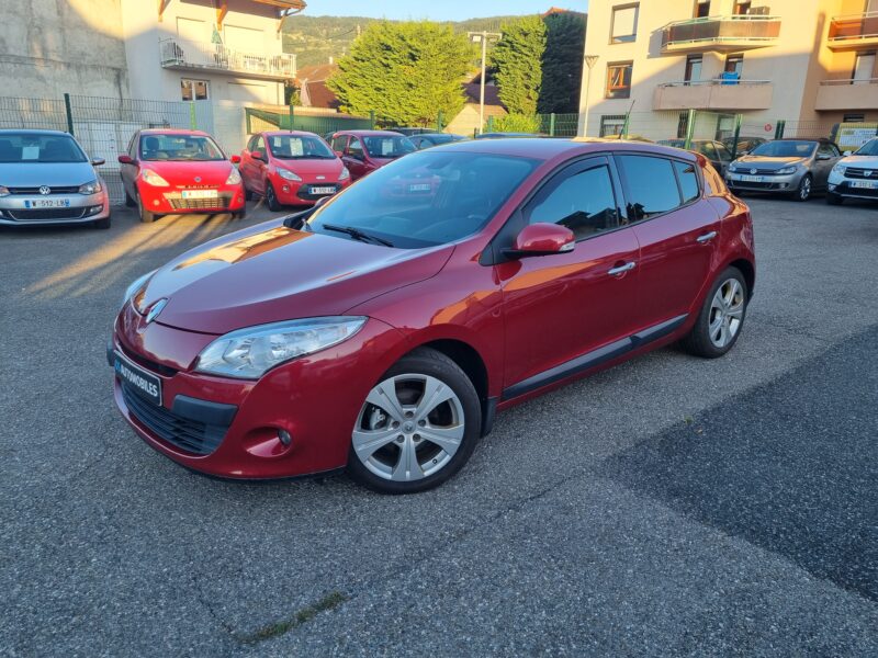 RENAULT MEGANE III 1.6 16V 110 CV TOMTOM