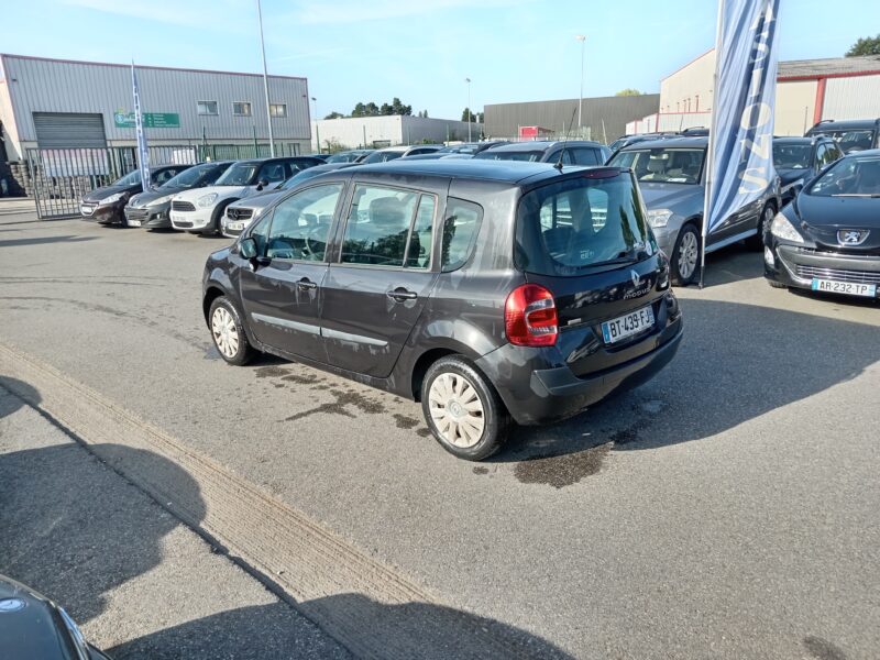 RENAULT MODUS / GRAND MODUS 2011