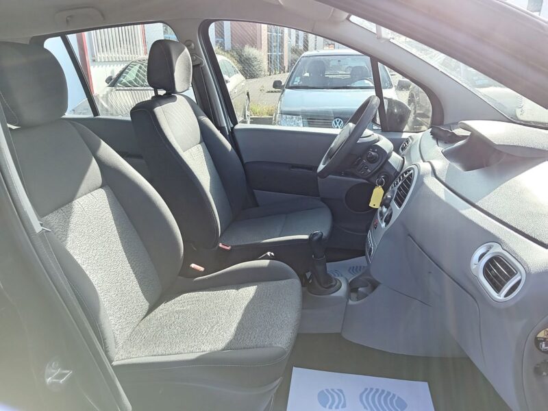 RENAULT MODUS / GRAND MODUS 2011