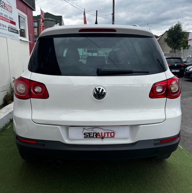 VOLKSWAGEN TIGUAN 2010