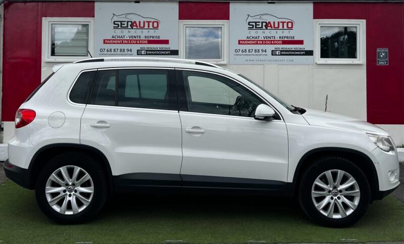 VOLKSWAGEN TIGUAN 2010