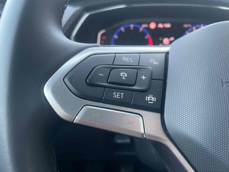 T-CROSS 1.0 TSI 110 R-LINE TECH