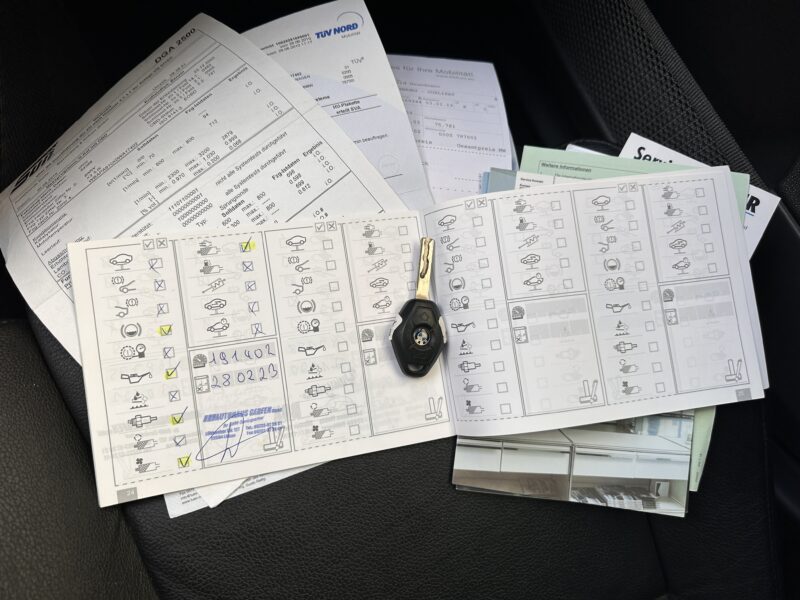 BMW  X3  3.0i  ESS SPORT PAYEZ EN 4 X 