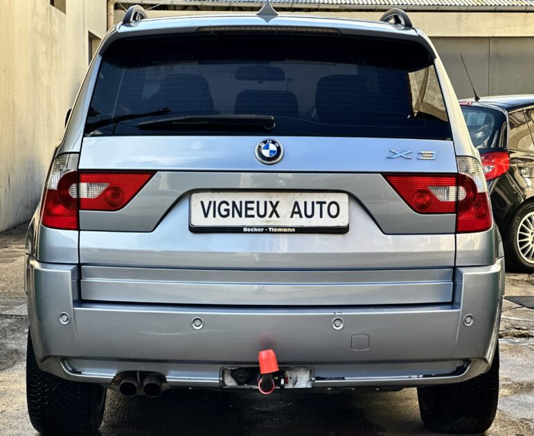 BMW  X3  3.0i  ESS SPORT PAYEZ EN 4 X 