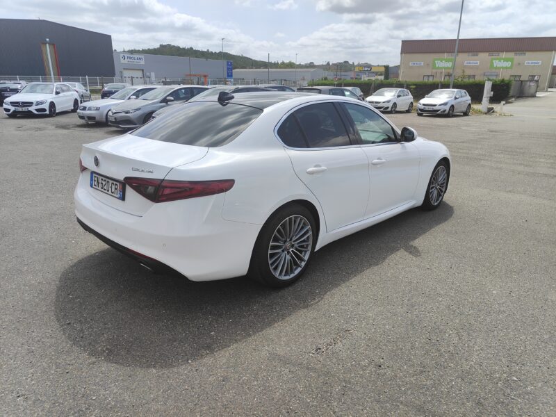 ALFA ROMEO GIULIA 2.2 JTD 180cv LUSSO AT8