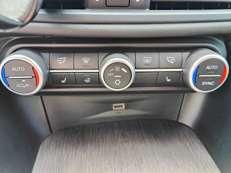 ALFA ROMEO GIULIA 2.2 JTD 180cv LUSSO AT8