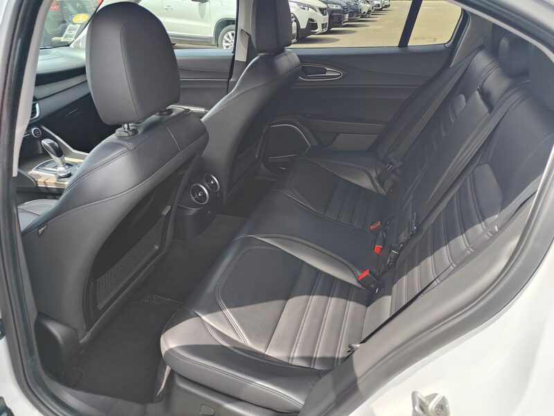 ALFA ROMEO GIULIA 2.2 JTD 180cv LUSSO AT8