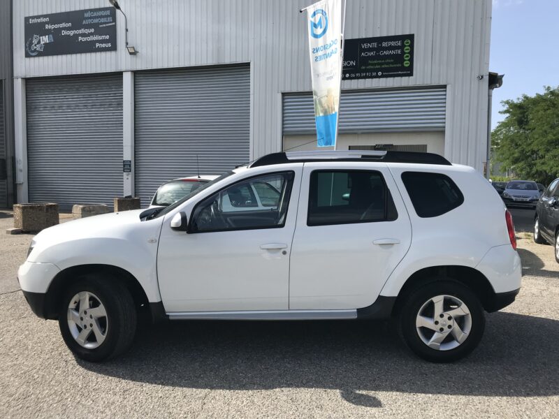 DUSTER - 1.6 i 16V 105cv 4x2 LAURÉATE - GARANTIE 6 MOIS