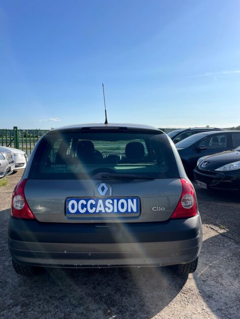 RENAULT CLIO II 2002