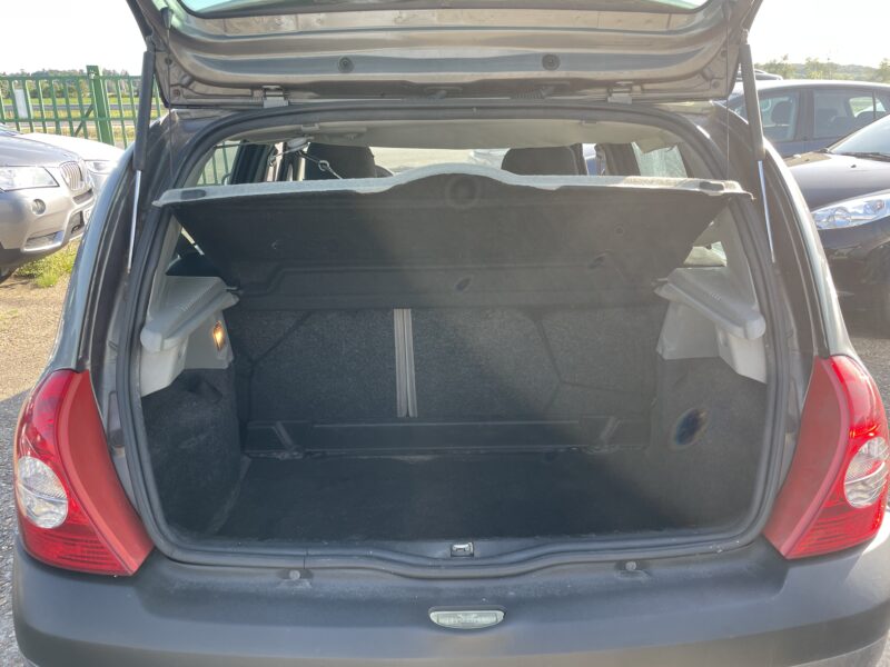 RENAULT CLIO II 2002