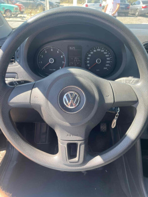 VOLKSWAGEN POLO V 2013