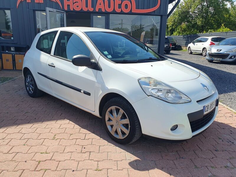 RENAULT CLIO III 2012 / AUTHENTIQUE