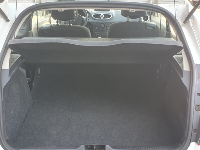 RENAULT CLIO III 2012 / AUTHENTIQUE