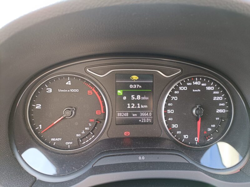 AUDI A3  2.0 Sportback TDI  150 CH  5 PORTES 2016