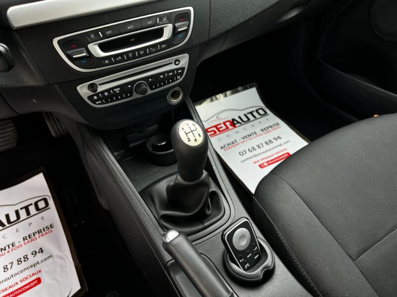 RENAULT FLUENCE 2011