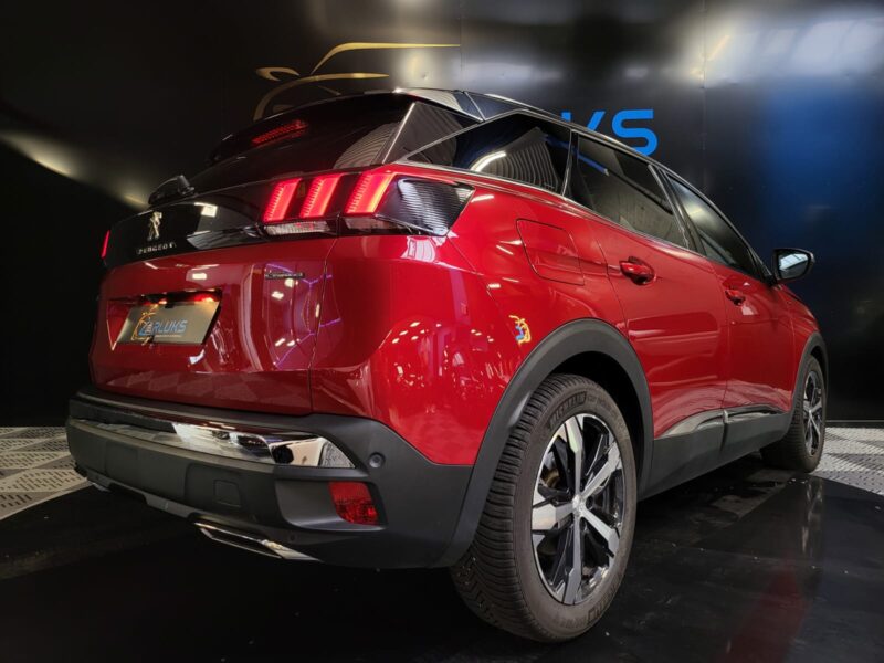 PEUGEOT 3008 1.5 BlueHDi 130CH EAT8 GT LINE / TOIT OUVRANT + CUIR CHAUFFANT ET MASSANT + APPLE CARPL