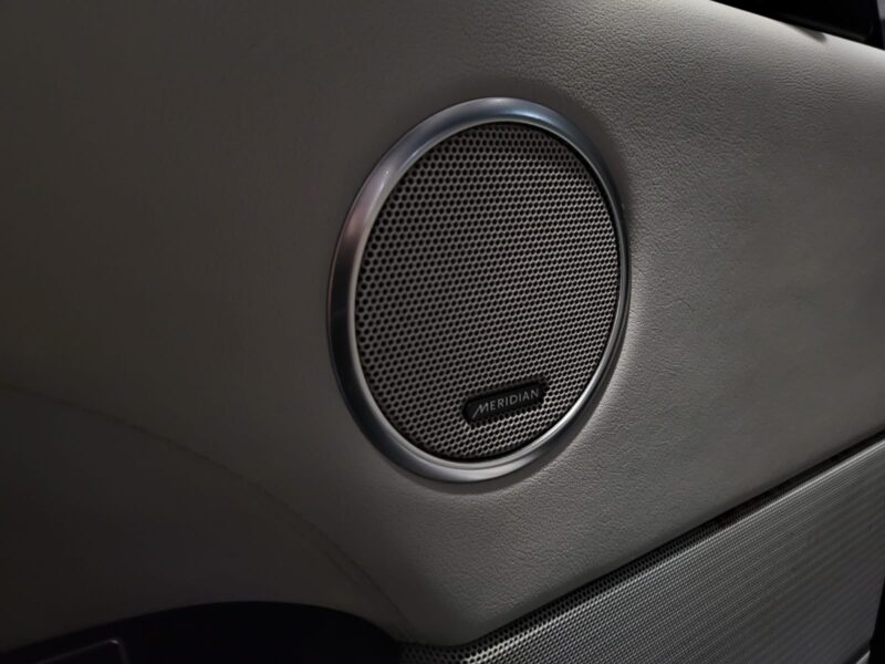 LAND ROVER RANGE ROVER 3.0 TDV6 258cv Vogue BVA // CAMERA 360°/SIEGES CHAUFFANTS/ACCES MAINS LIBRE